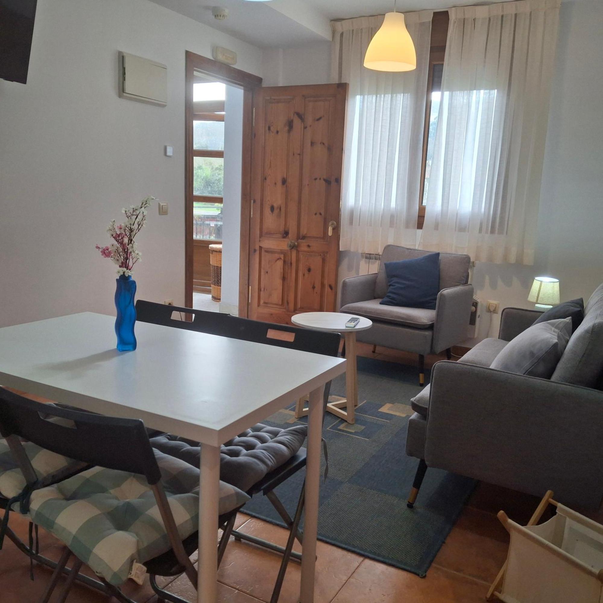 Apartamentos la Higar La Pesa Exterior foto